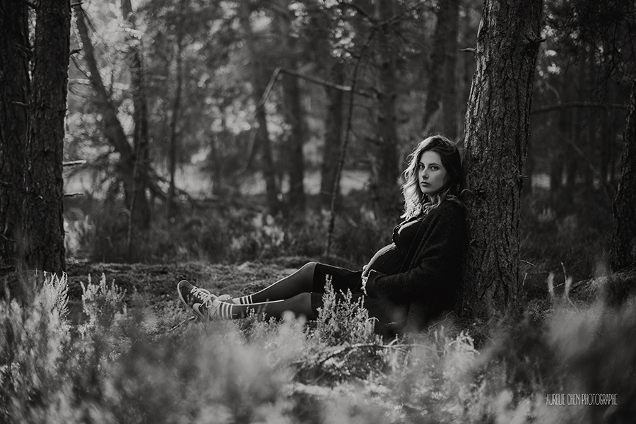 Séance Grossesse en couple en forêt| Aurelie Chen Photographe | Seine & Marne Poligny